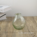 Маленькая пузырьковая стеклянная ваза